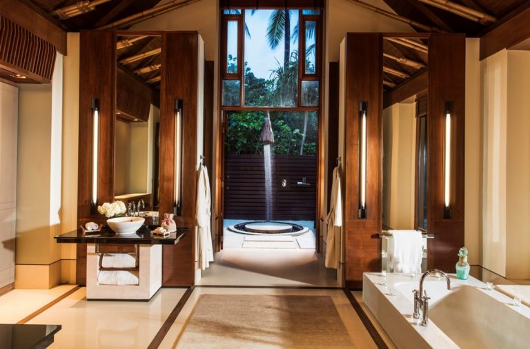w1900xh1900-beach-villa-with-pool-maldives-reethi-rah-resort-exceptional-villas-3