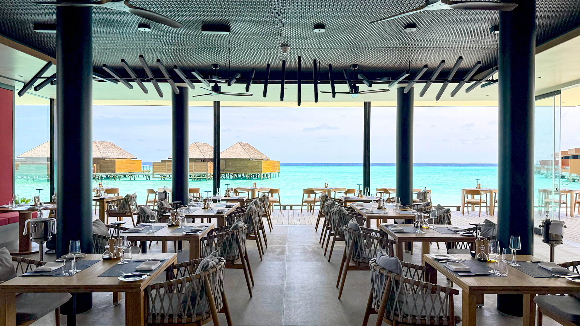 Raalhu Restaurant detail
